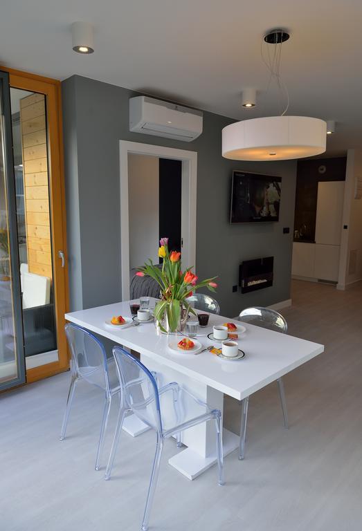 Garden Apartment Cracow- Shopping Mall 1Min, Underground Parking, Family Friendly, City Center Красков Екстериор снимка